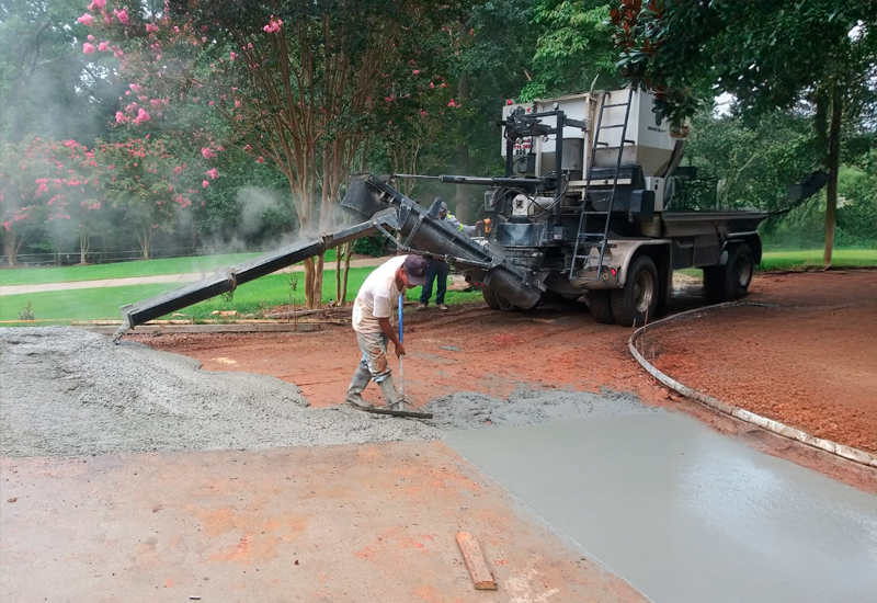 Victor Concrete pouring lawn Care Charlotte North Carolina concrete flooring slab instalation 12